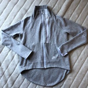 Nike Tech Fleece Moto Cape